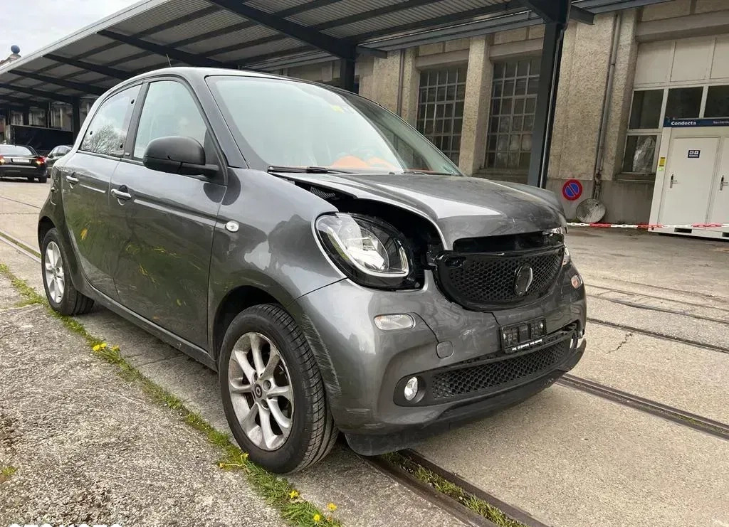 Smart Forfour cena 32900 przebieg: 89647, rok produkcji 2018 z Daleszyce małe 11